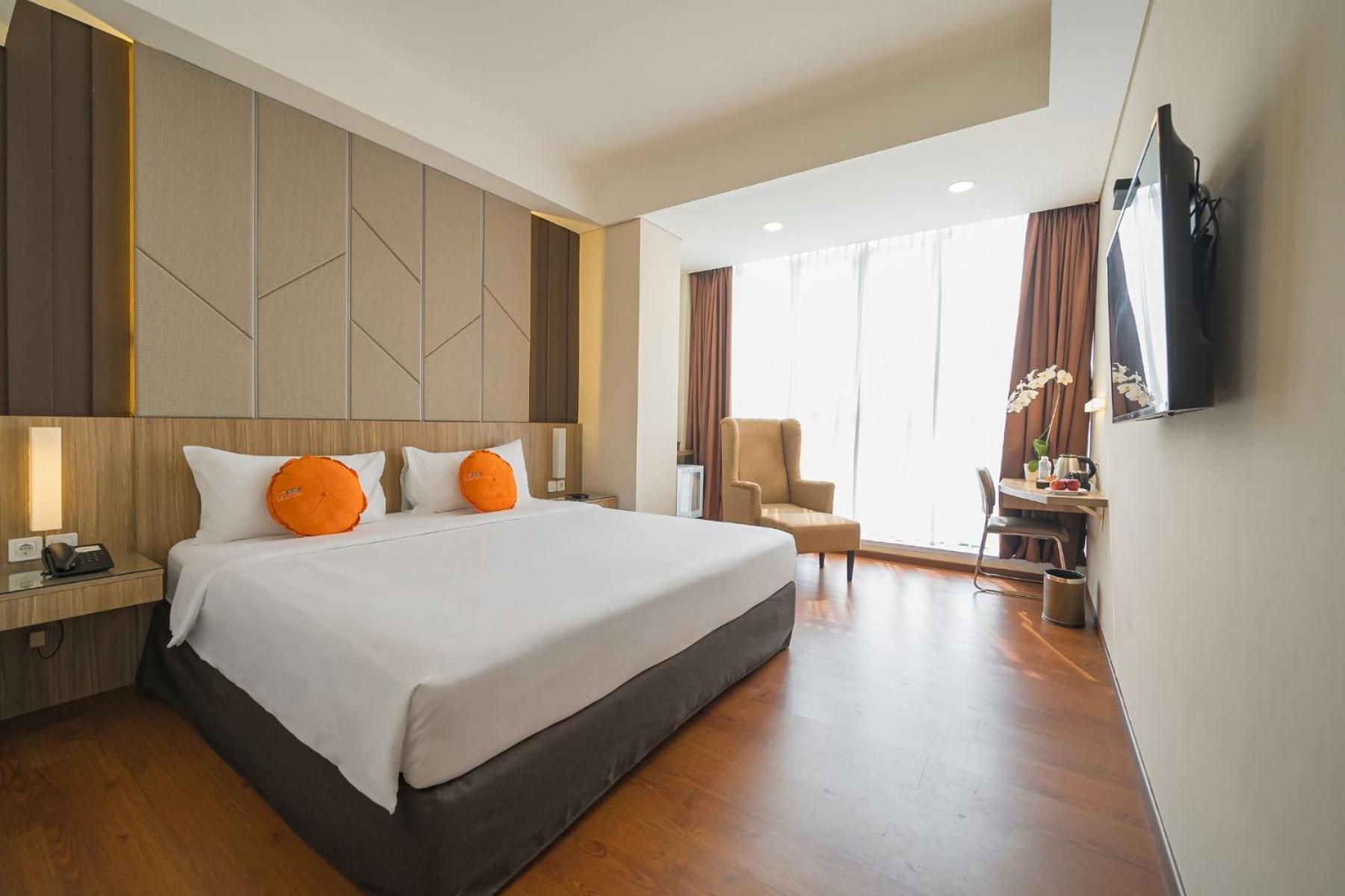 Grand G7 Hotel Pasar Baru Jakarta Exterior photo